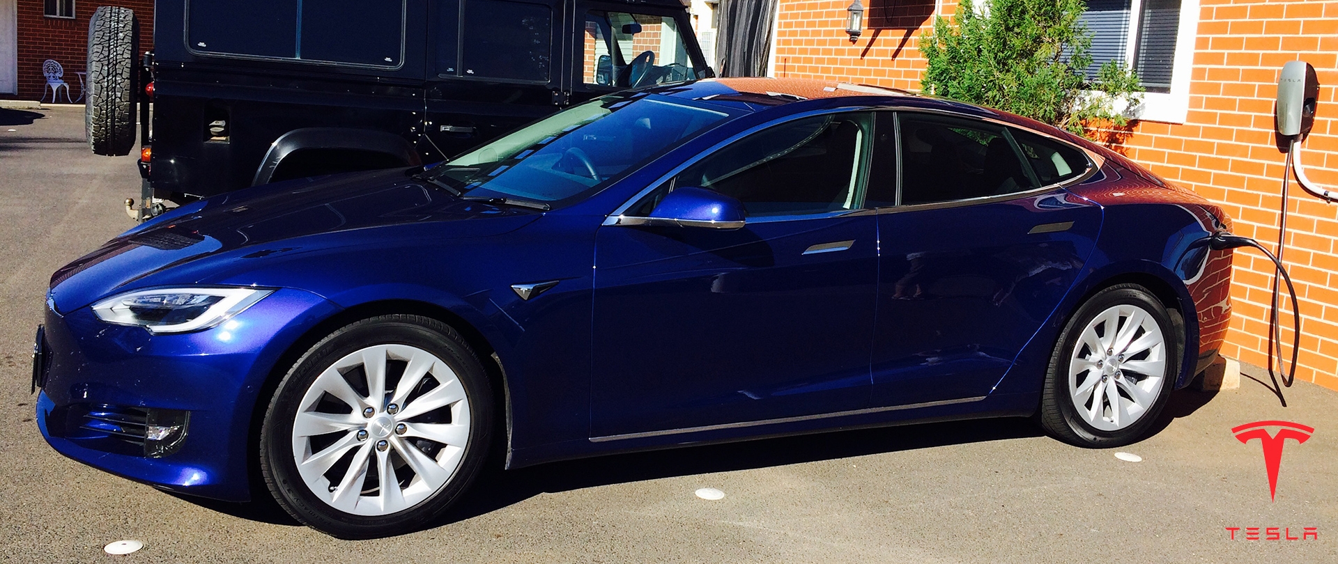 Tesla Charging Station